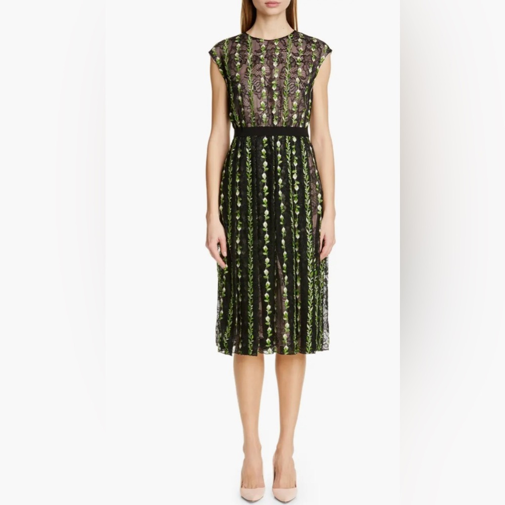 Giambattista Valli  Floral Lace Cocktail Dress size FR 40 /US4 NWOT
